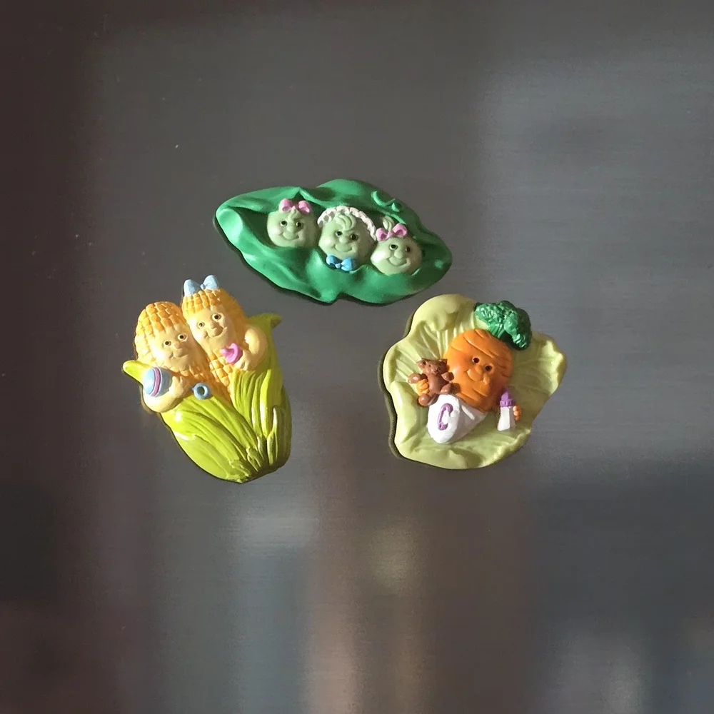 Avon, Vintage  Cute "Baby Vegetables" -Themed Magnets. - Picture 2 of 4